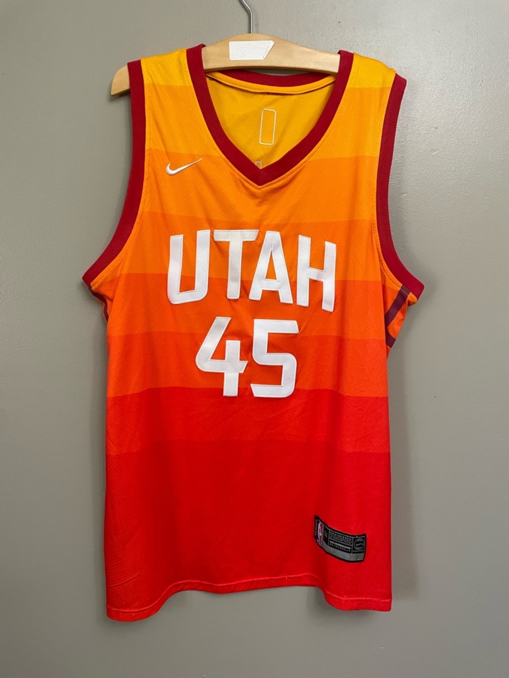 Utah Jazz Donovan Mitchell Nike Jersey Sz 54
